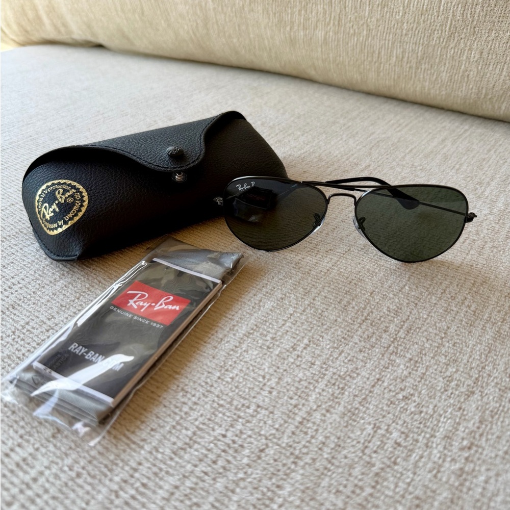 Ray-Ban Black Frame Sunglasses with Polarized Lens